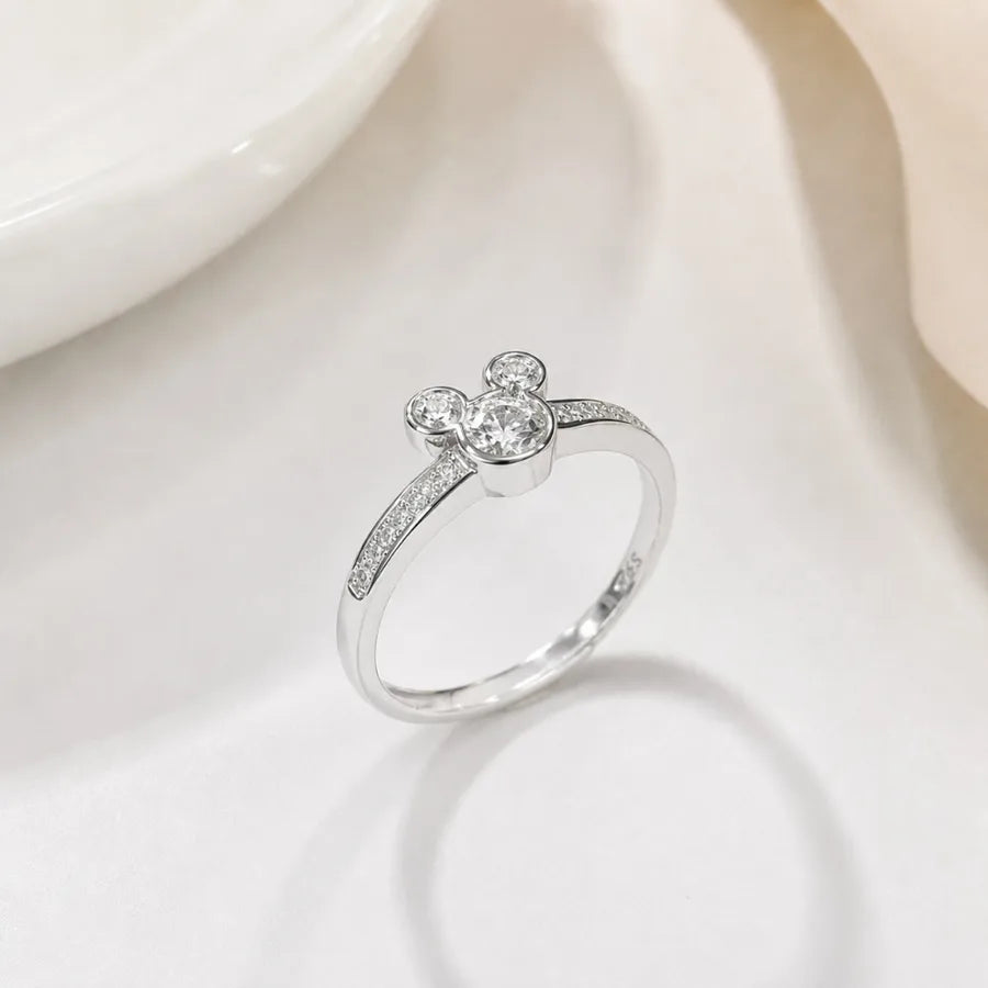 Bague moissanite en monture étoile — vue 3