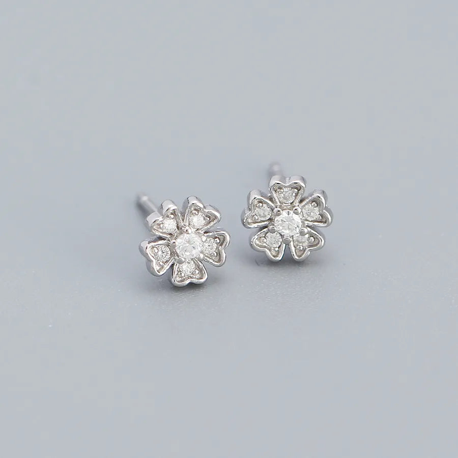 Puces d'oreilles fleur ciselée, argent 925 — vue 6