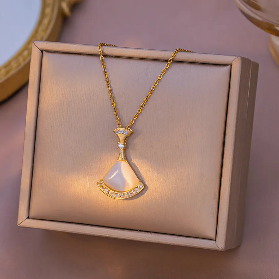 Collier éventail en pierre œil-de-chat, chaîne dorée — vue 4